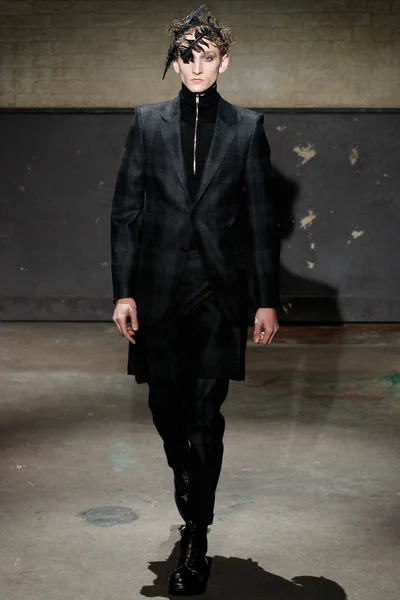 Look 8